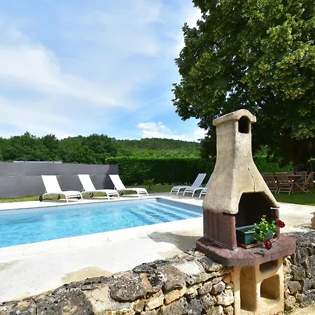 Near St Leon-sur-vezere Forest, Cleaning Included Prázdninový dům *