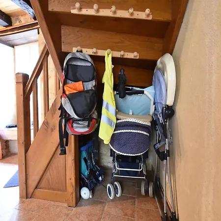 Near St Leon-sur-vezere Forest, Cleaning Included *