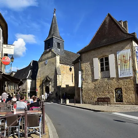 Prázdninový dům Near St Leon-sur-vezere Forest, Cleaning Included